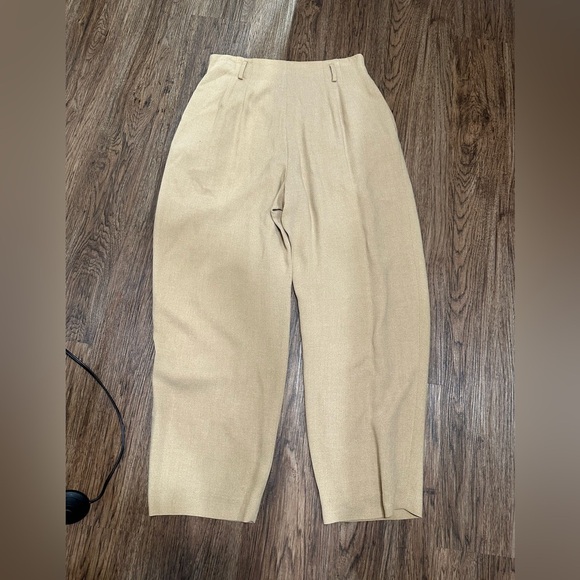 DANA BUCHMAN Elegant Tan Women's Pants - Picture 7 of 9